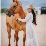 Wedding photos with horse